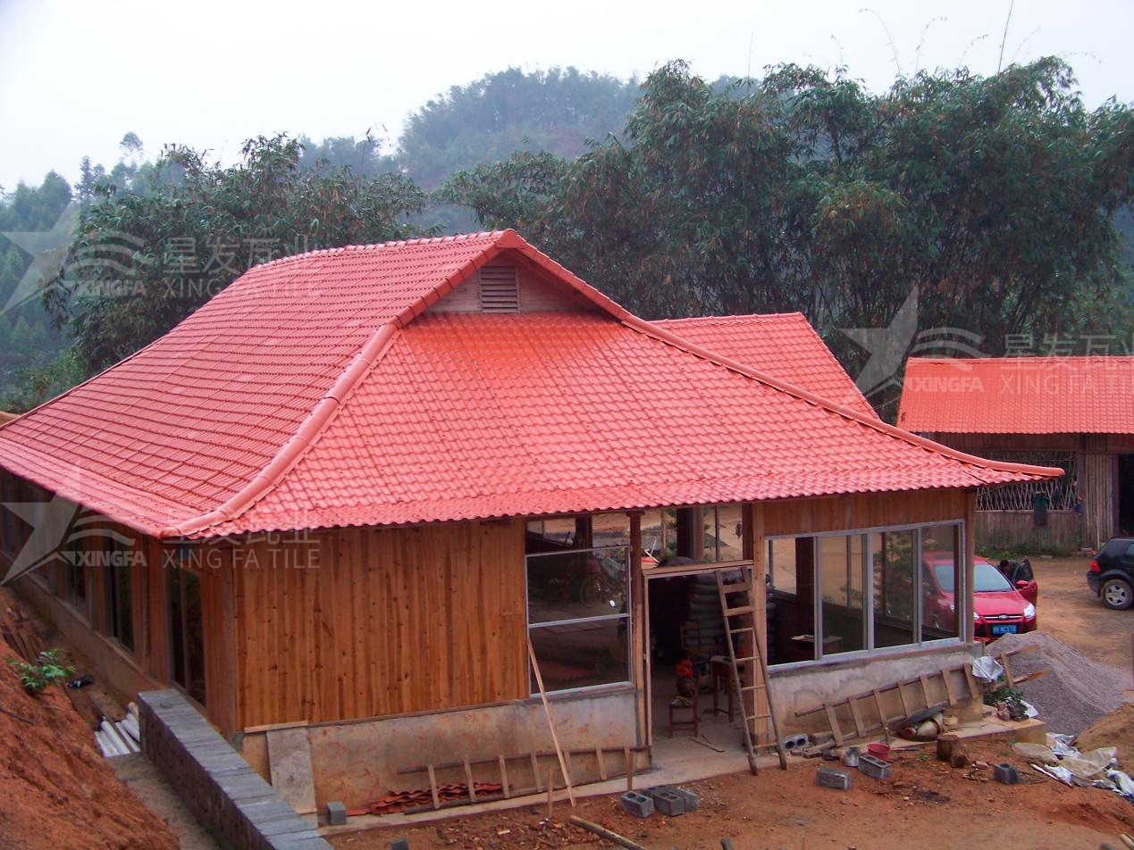 济南合成树脂瓦应用在农场屋面上的好处，比彩钢瓦、石棉瓦更加耐用！